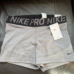 Woman’s Nike Pro shorts size X-large new with tags
